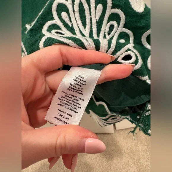 Green Skirt with White Embroidery - Picture 3 of 5